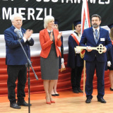 Nowy budynek szkoły w Kaźmierzu