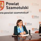 Wideokonferencja z wójtami i burmistrzami Powiatu Szamotulskiego z przedstawicielami służb sanitarnych. (2)