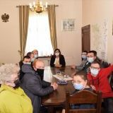 Uczniowie Zespołu Szkół Specjalnych z wizytą u Starosty Beaty Hanyżak (1)