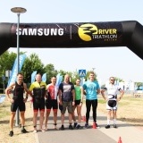 Zawodnicy na mecie Samsung River Triathlon Series (1)