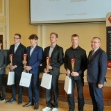 Konrad Popek wraz z innymi finalistami Olimpiady